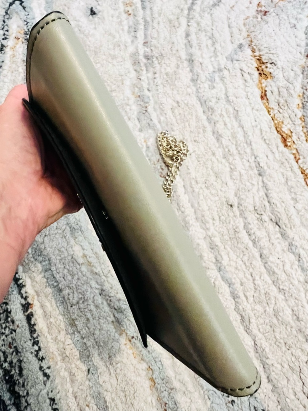 Michael Kors Green Leather Envelope Clutch with Gold Chain.       EUC - Picture 6 of 7